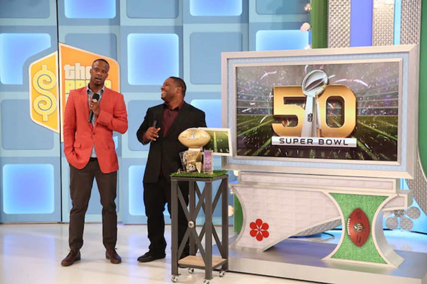 Photo Flash: CBS's THE PRICE IS RIGHT is Throwing Ultimate Super Bowl Party Photo Flash: CBS's THE PRICE IS RIGHT is Throwing Ultimate Super Bowl Party Image