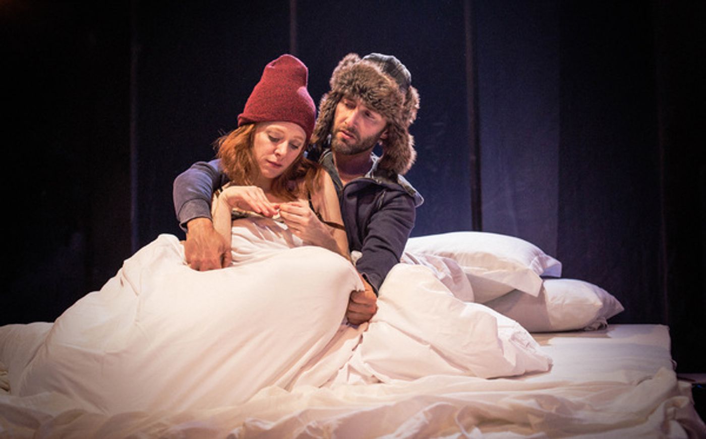 Photo Flash: First Look at Kate Morgan Chadwick and TW Leshner in BED at Echo Theater Company Image