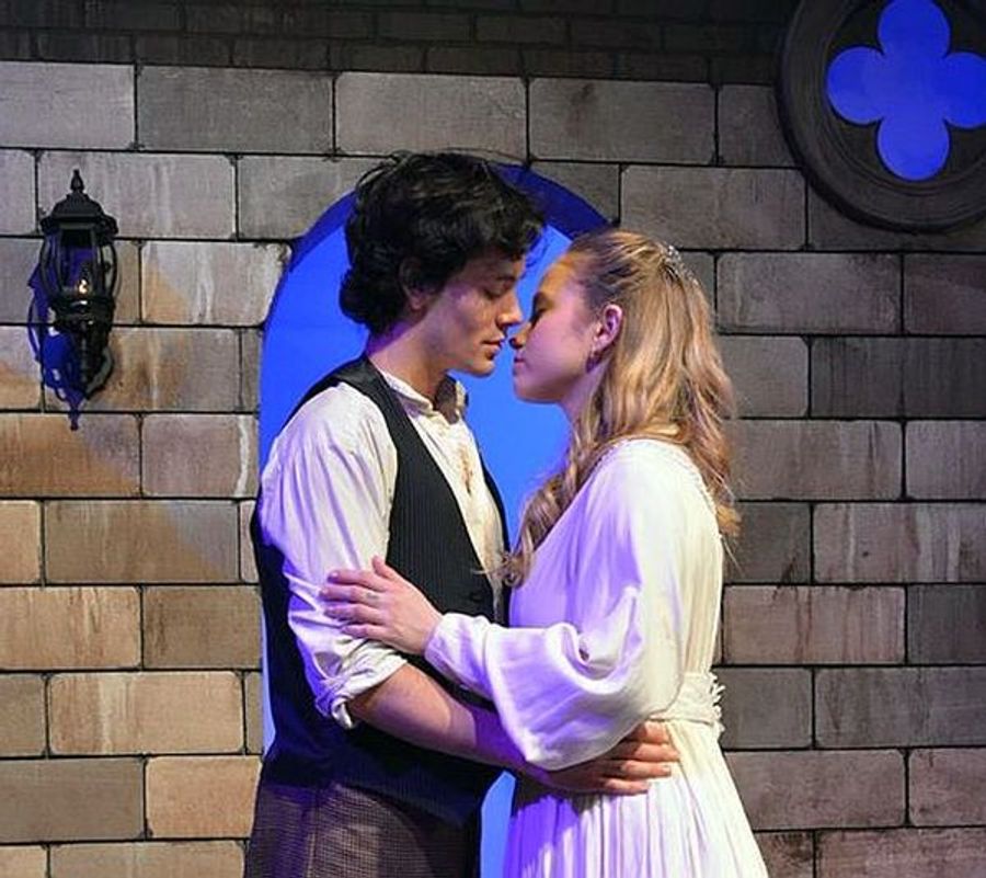 Photo Flash: ROMEO & JULIET at Texas Repertory Theatre Image