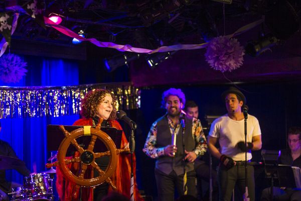 Tami Dahbura, David Davila, Performer Photo