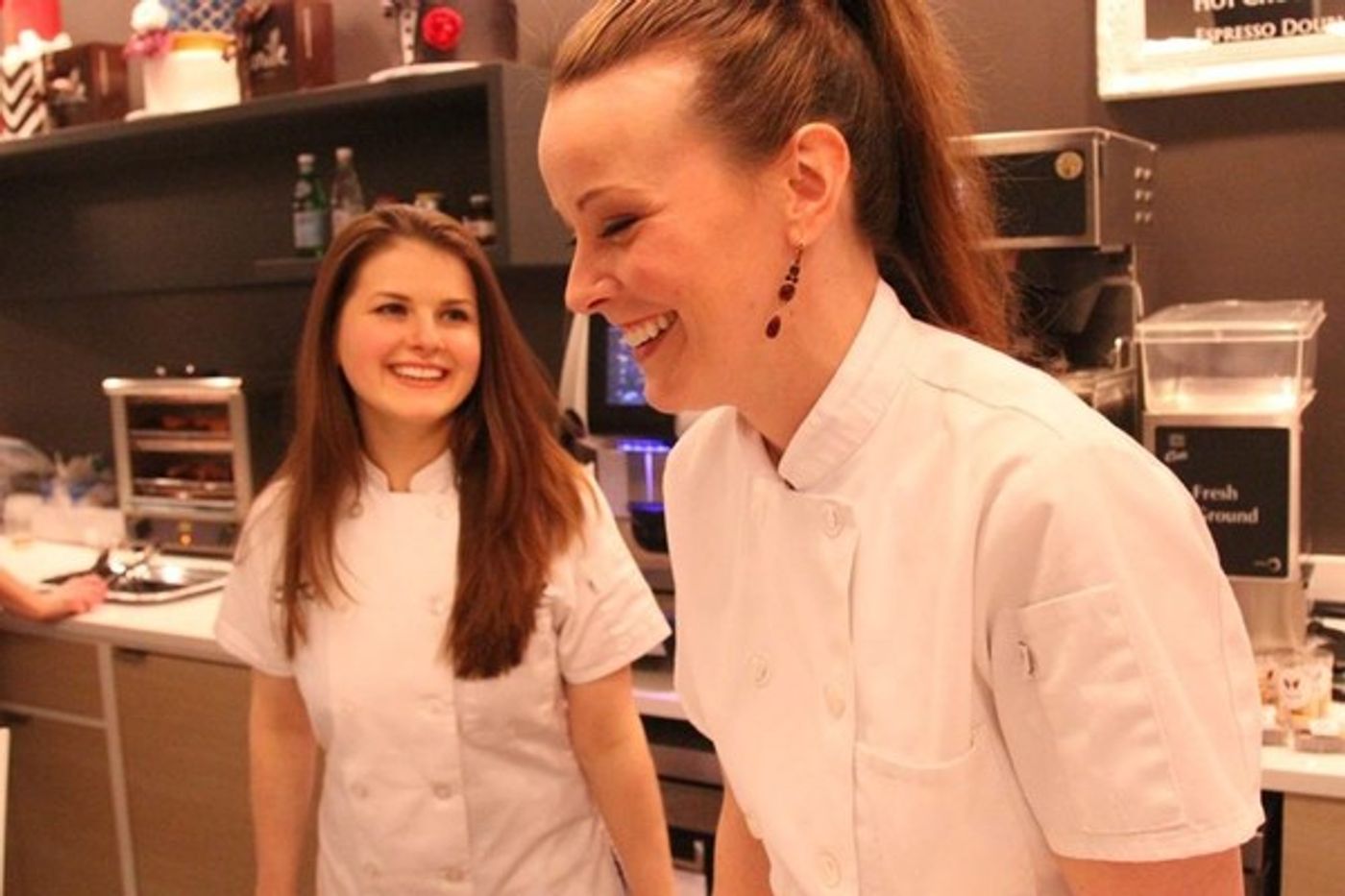 Photo Flash: Chicago Patisserie Vanille Opens New Location in Lakeview  Image