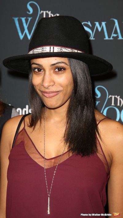 Nicolette Robinson Photo