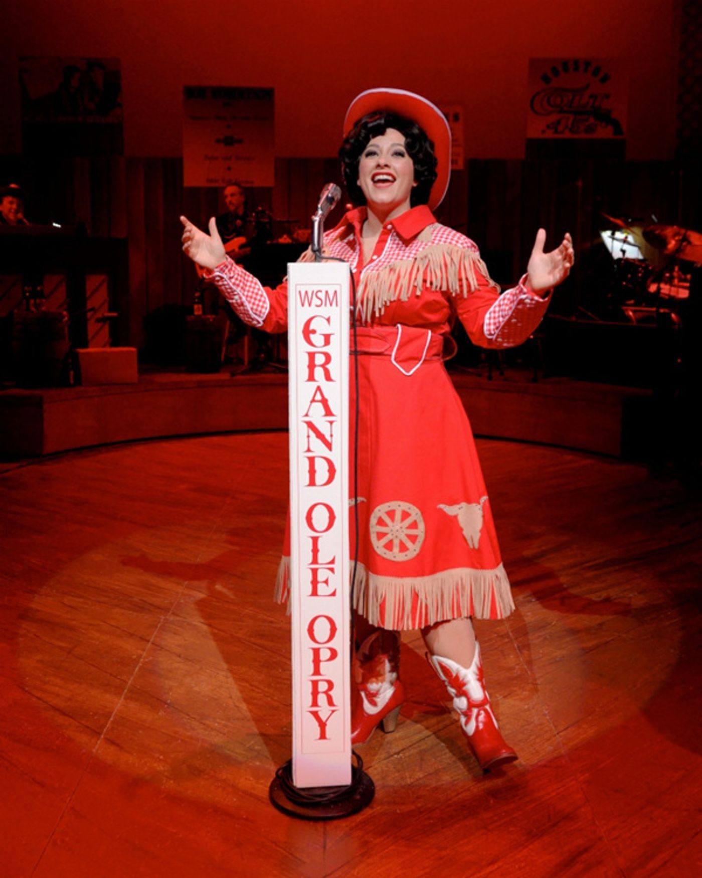 Photo Flash: New Shots of ALWAYS... PATSY CLINE at Westchester Broadway Theatre  Image