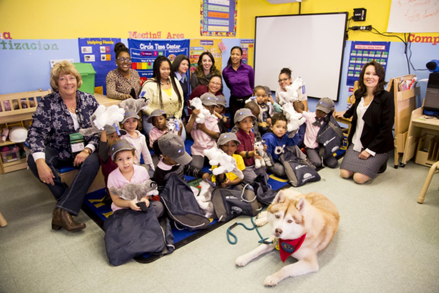Photo Flash: WKC Dog, Stoli Siberian Husky Ringo, Visits Kids at Homeless Shelter Photo Flash: WKC Dog, Stoli Siberian Husky Ringo, Visits Kids at Homeless Shelter Image