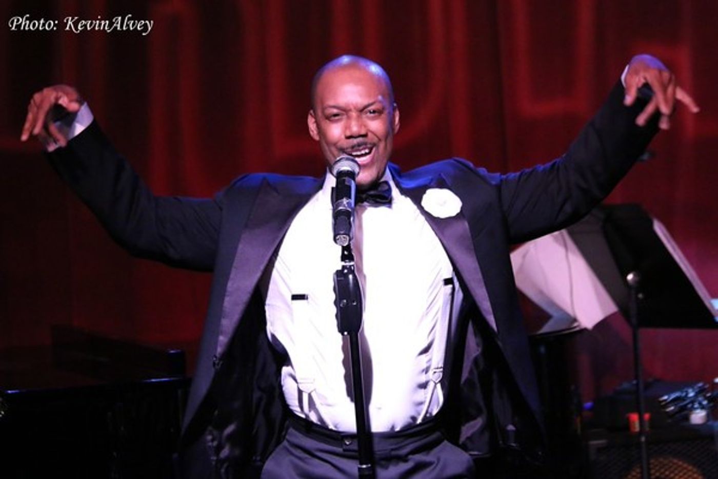 Photo Flash: T. Oliver Reid and Carly Hughes Bring Harlem to Birdland  Image