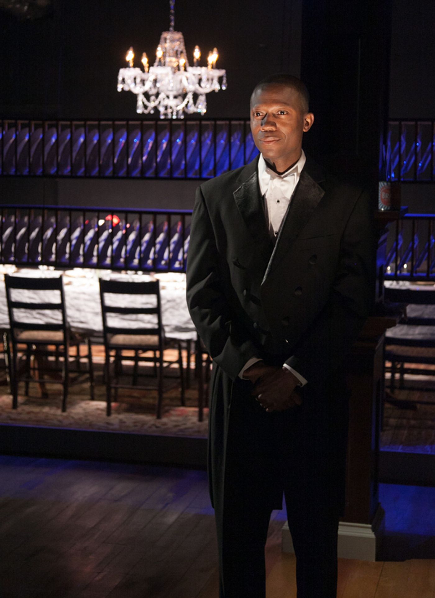 Photo Flash: First Look at LOOKING OVER THE PRESIDENT'S SHOULDER at American Blues Theater  Image