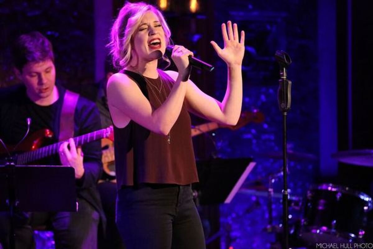  Lauren Nicole Chapman singing ''Stronger (What Doesn''t Kill You)'' at 