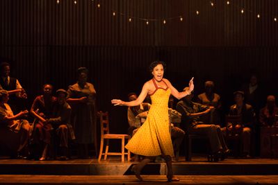Cheryl Freeman as Linda Photo