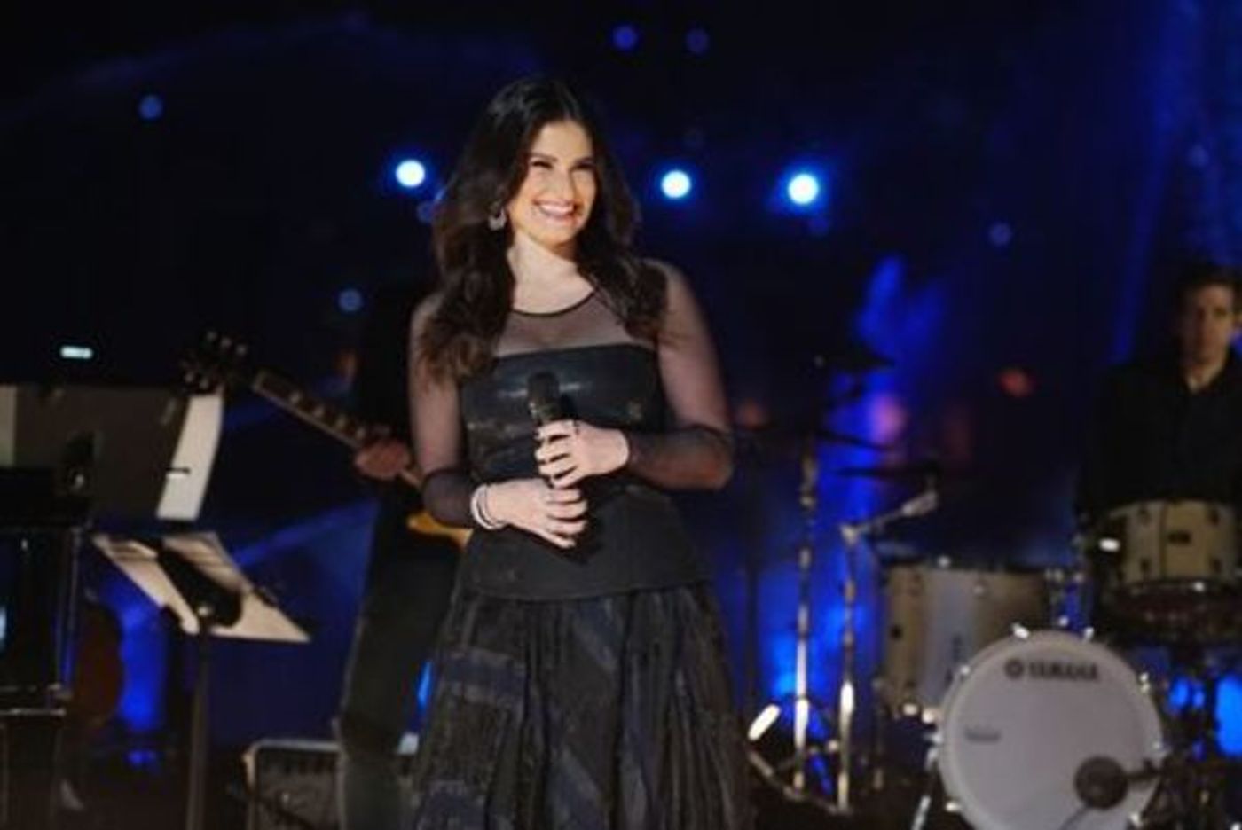 Photo Flash: First Look - Idina Menzel, Josh Gad & More on ABC's DISNEYLAND 60  Image
