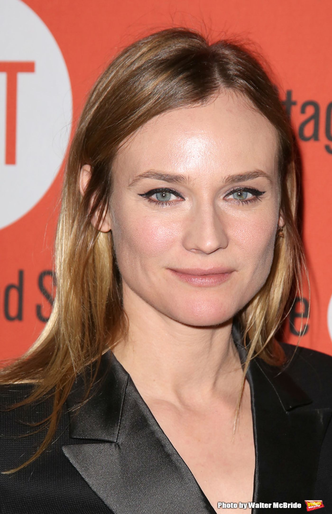 Photo Coverage: Second Stage Celebrates Opening Night of SMART PEOPLE  Image