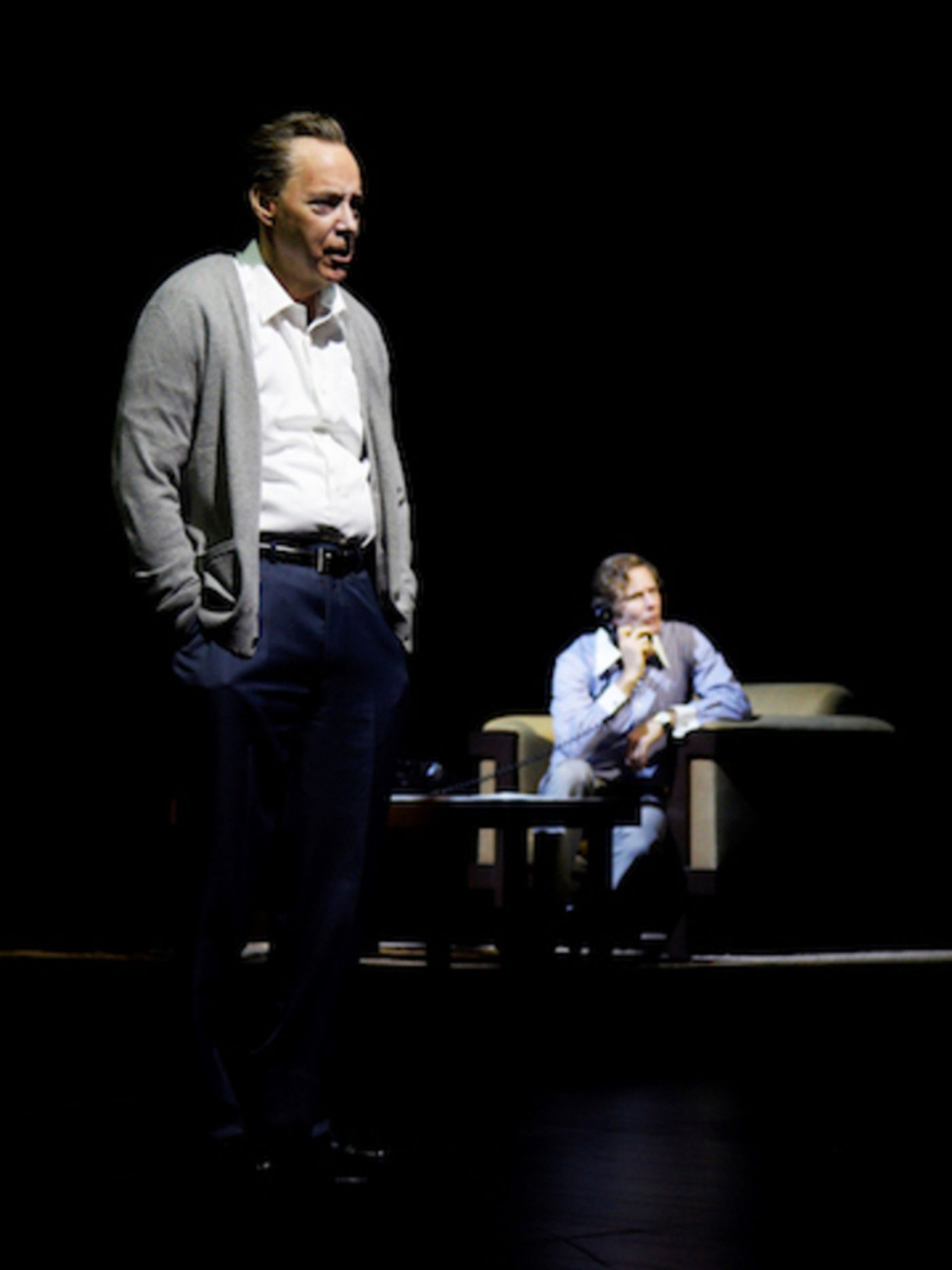 Photo Flash: First Look at FROST/NIXON at Maltz Jupiter Theatre  Image
