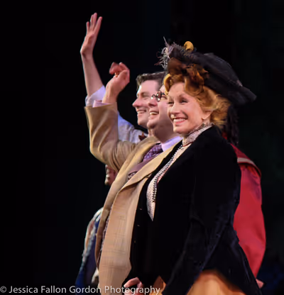 Sandy Duncan and the cast of Finding Neverland Photo