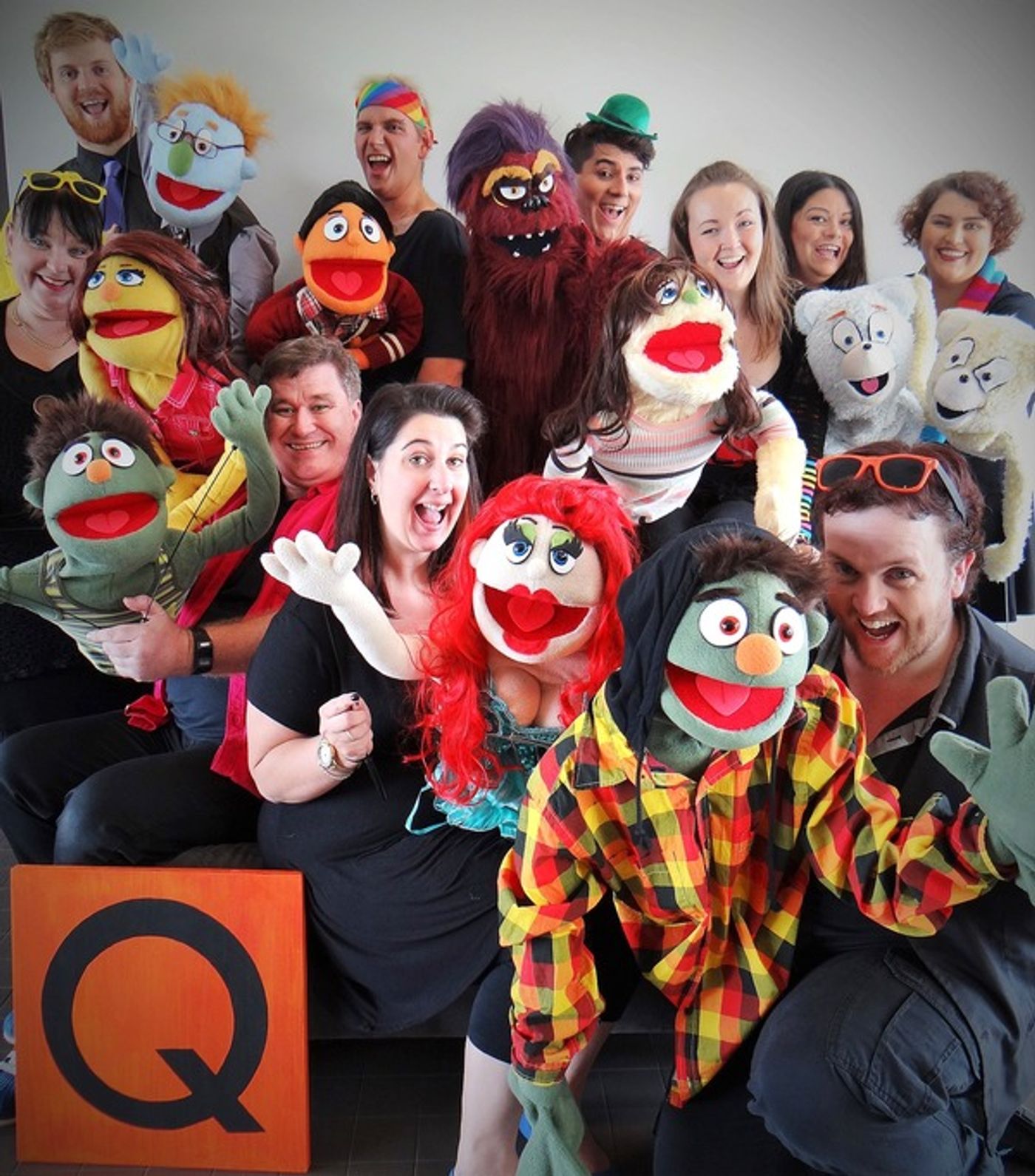 Photo Flash: AVENUE Q Comes to Phoenix Theatre  Image