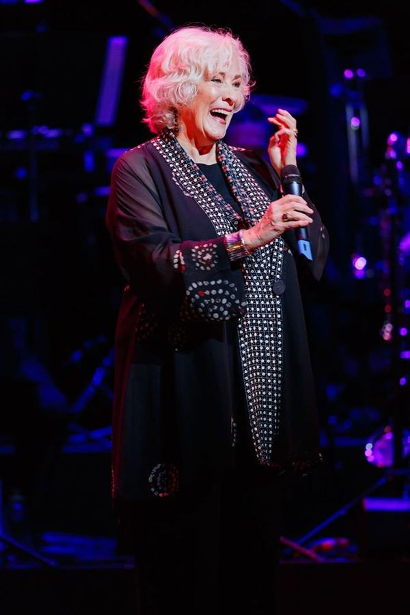 Photo Flash: Betty Buckley, Sutton Foster, Aaron Tveit & More Perform at DEFYING GRAVITY Down Under!  Image