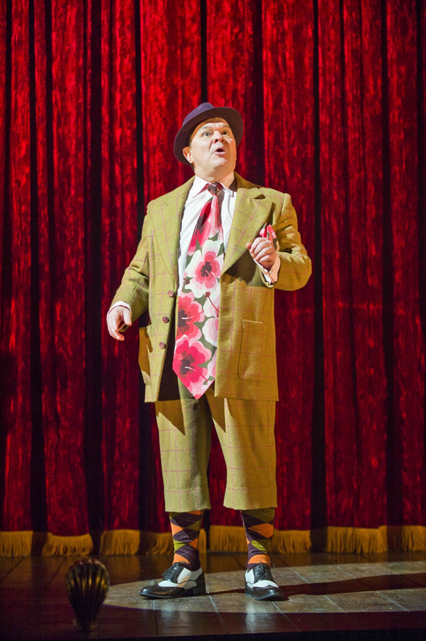 Photo Flash: First Look at Tracie Bennett & More in MRS HENDERSON PRESENTS West End Transfer  Image