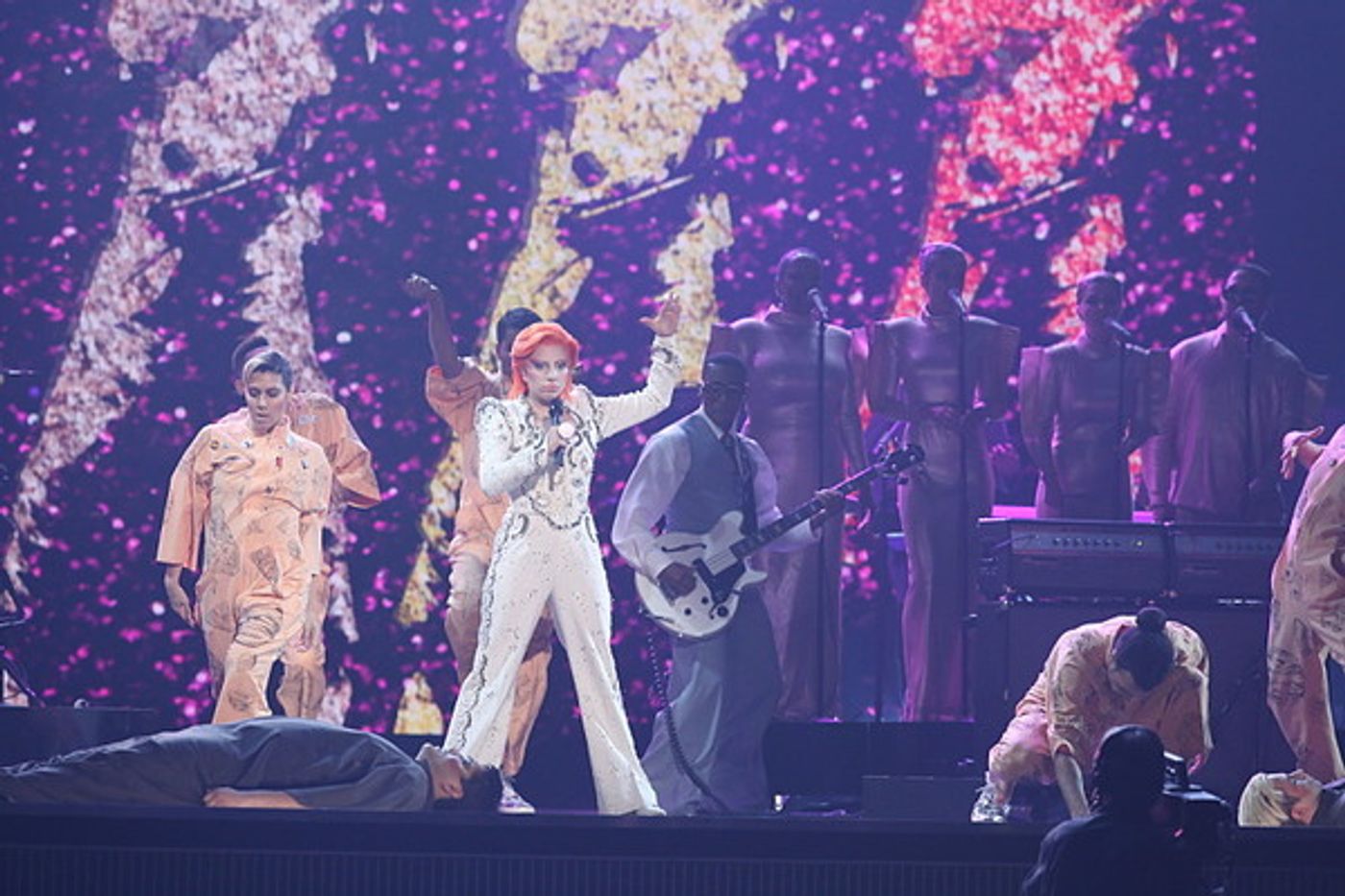 Photo Flash: Lady Gaga, Justin Bieber & More Among Highlights of 58th ANNUAL GRAMMY AWARDS  Image