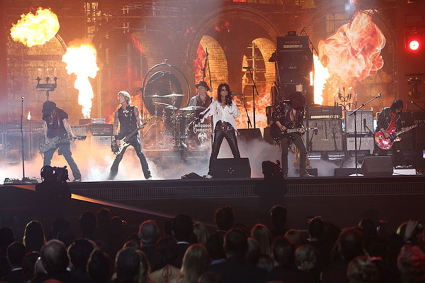 Photo Flash: Lady Gaga, Justin Bieber & More Among Highlights of 58th ANNUAL GRAMMY AWARDS  Image