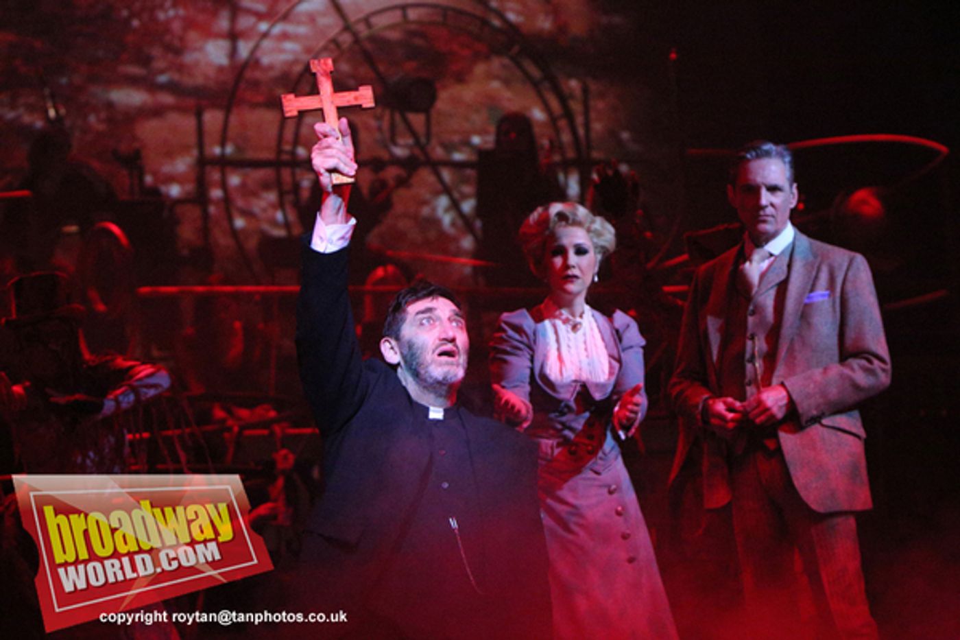 Photo Coverage: First Look at THE WAR OF THE WORLDS at the Dominion Theatre  Image