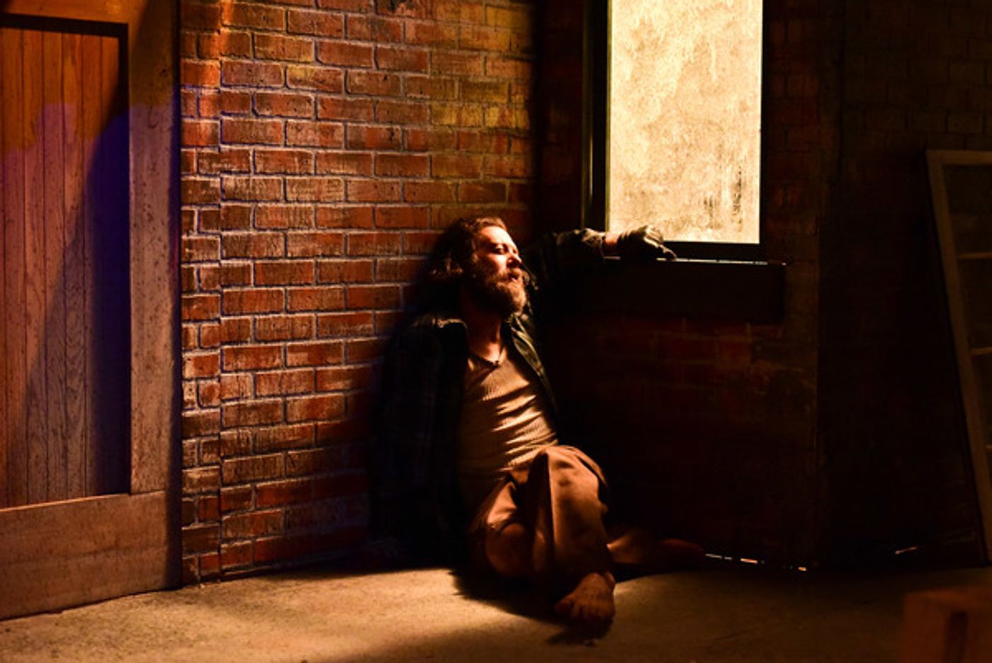 Photo Flash: New Shots from The Hypocrites' THE GLASS MENAGERIE  Image