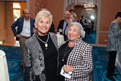 Linda Wartow, Phyllis Verducci Photo