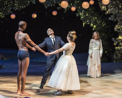 York Walker, David Pittu, Mae Whitman and Sharon Lawrence Photo