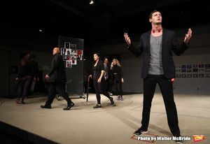 Benjamin Walker and cast  Photo