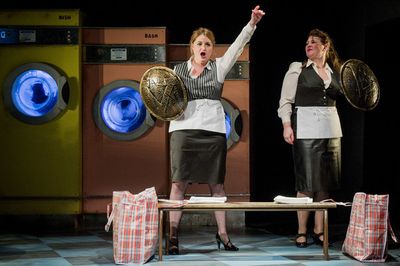 Mari Wyn Williams, Anna Gregory Photo