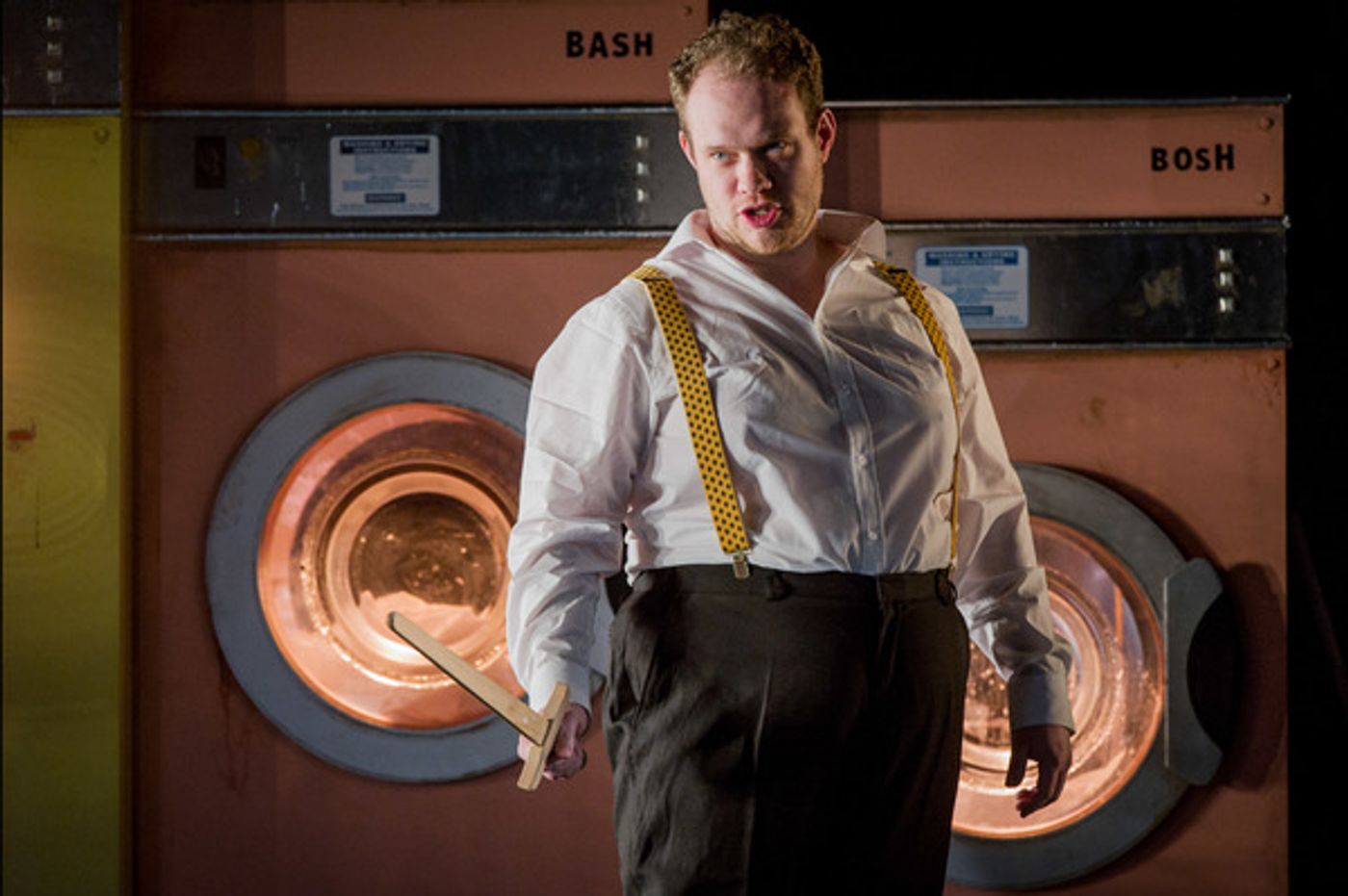 Photo Flash: First Look at Unexpected Opera's THE RINSE CYCLE at Charing Cross Theatre  Image