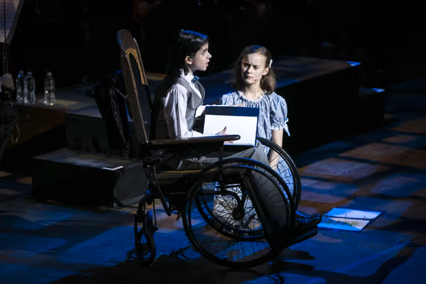 Oscar Williams and Sydney Lucas Photo