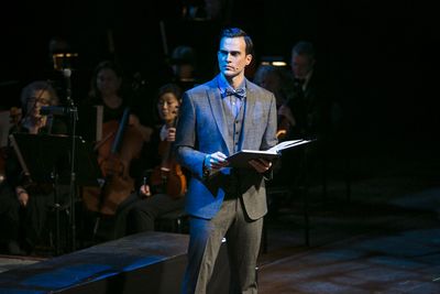 Cheyenne Jackson Photo