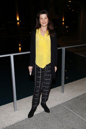 Actress Daphne Zuniga Photo