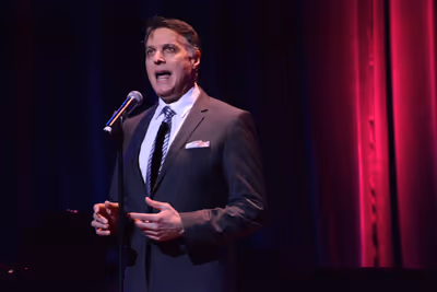 Robert Cuccioli Photo