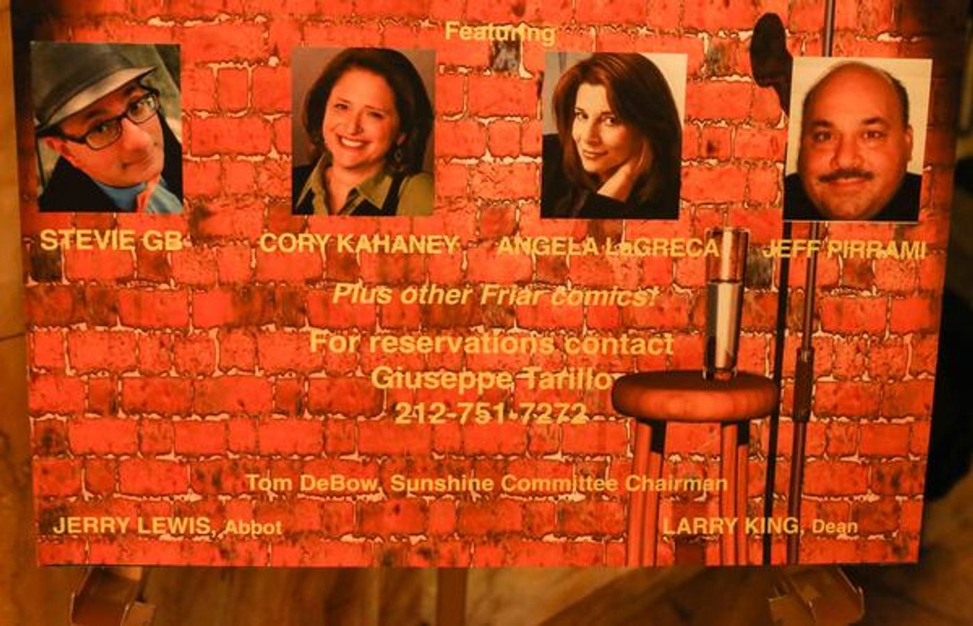 Photo Coverage: Inside Comedy Night At The Friars Club  Image