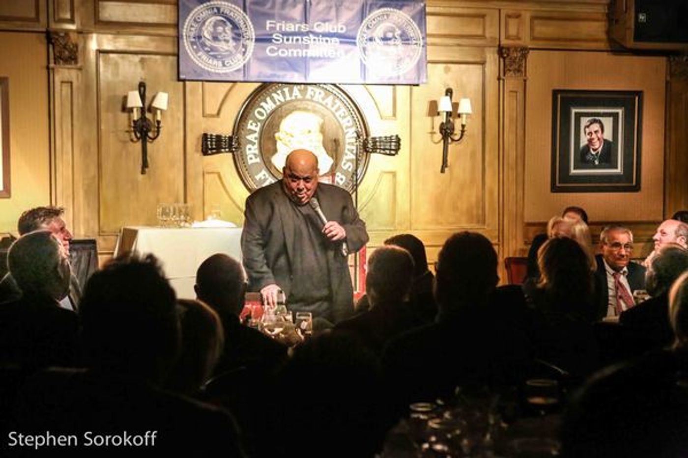 Photo Coverage: Inside Comedy Night At The Friars Club  Image