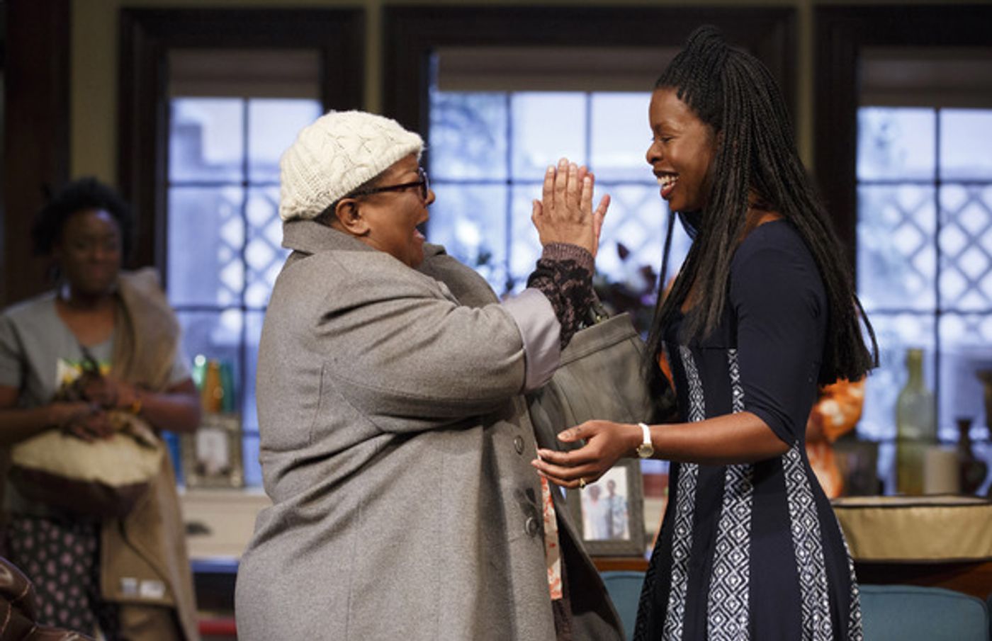 Photo Flash: First Look at Tamara Tunie, Roslyn Ruff and More in FAMILIAR at Playwrights Horizons  Image