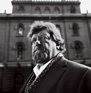 Oskar Eustis Photo