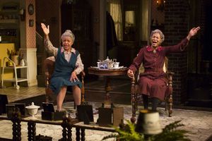 Brenda Pressley and Olivia Cole Photo