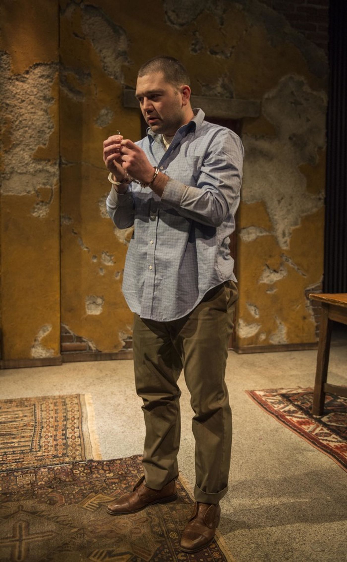 Photo Flash: First Look at Milwaukee Rep's THE INVISIBLE HAND  Image