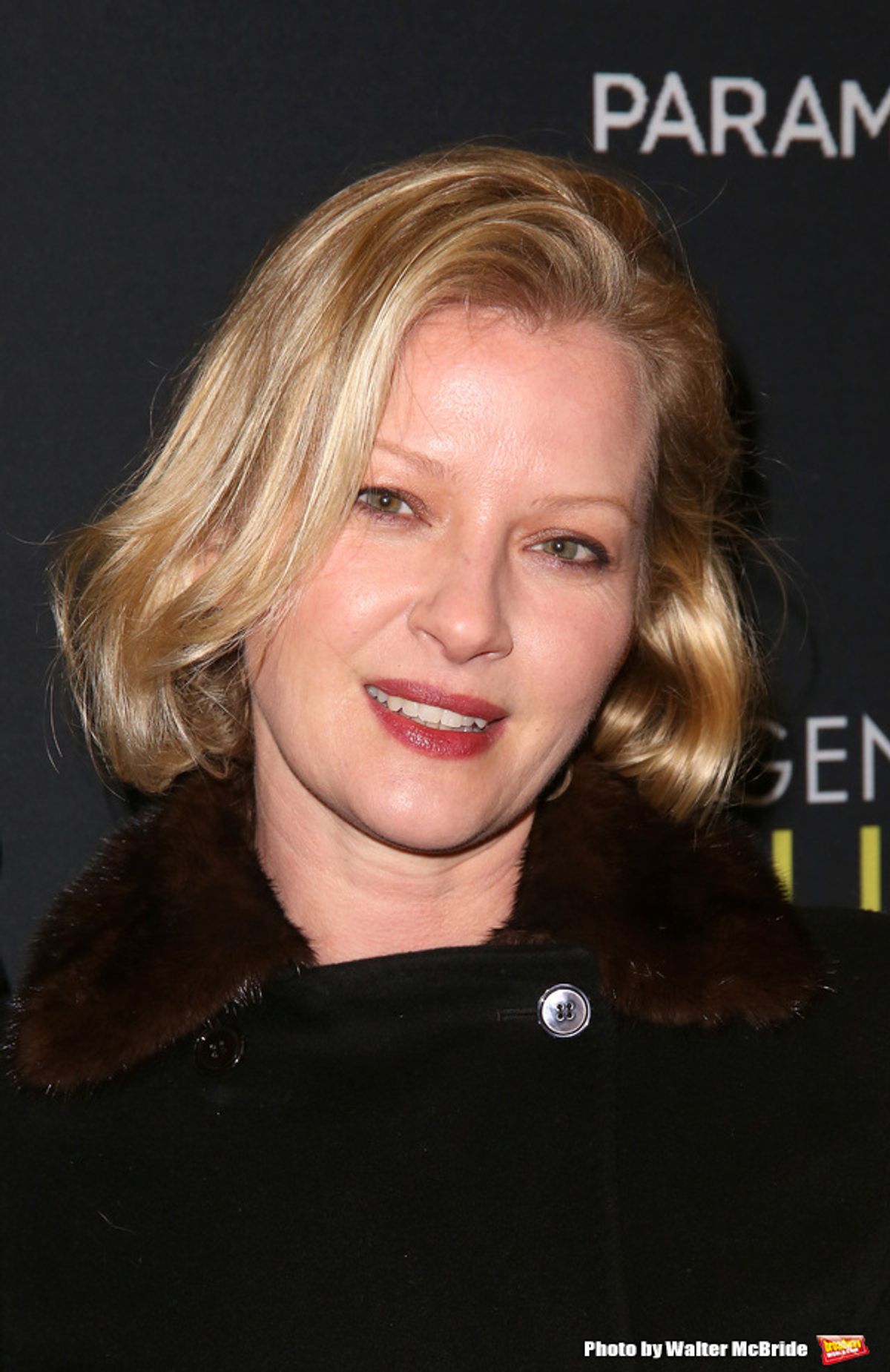 Gretchen Mol  at 