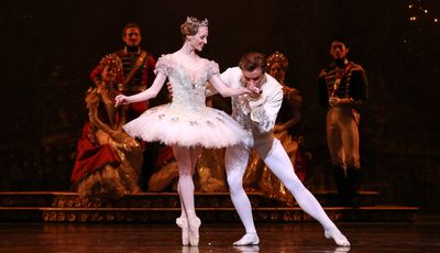 Sara Webb and Jared Matthews Photo