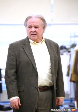 Fred Applegate Photo