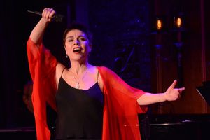 Christine Andreas Photo