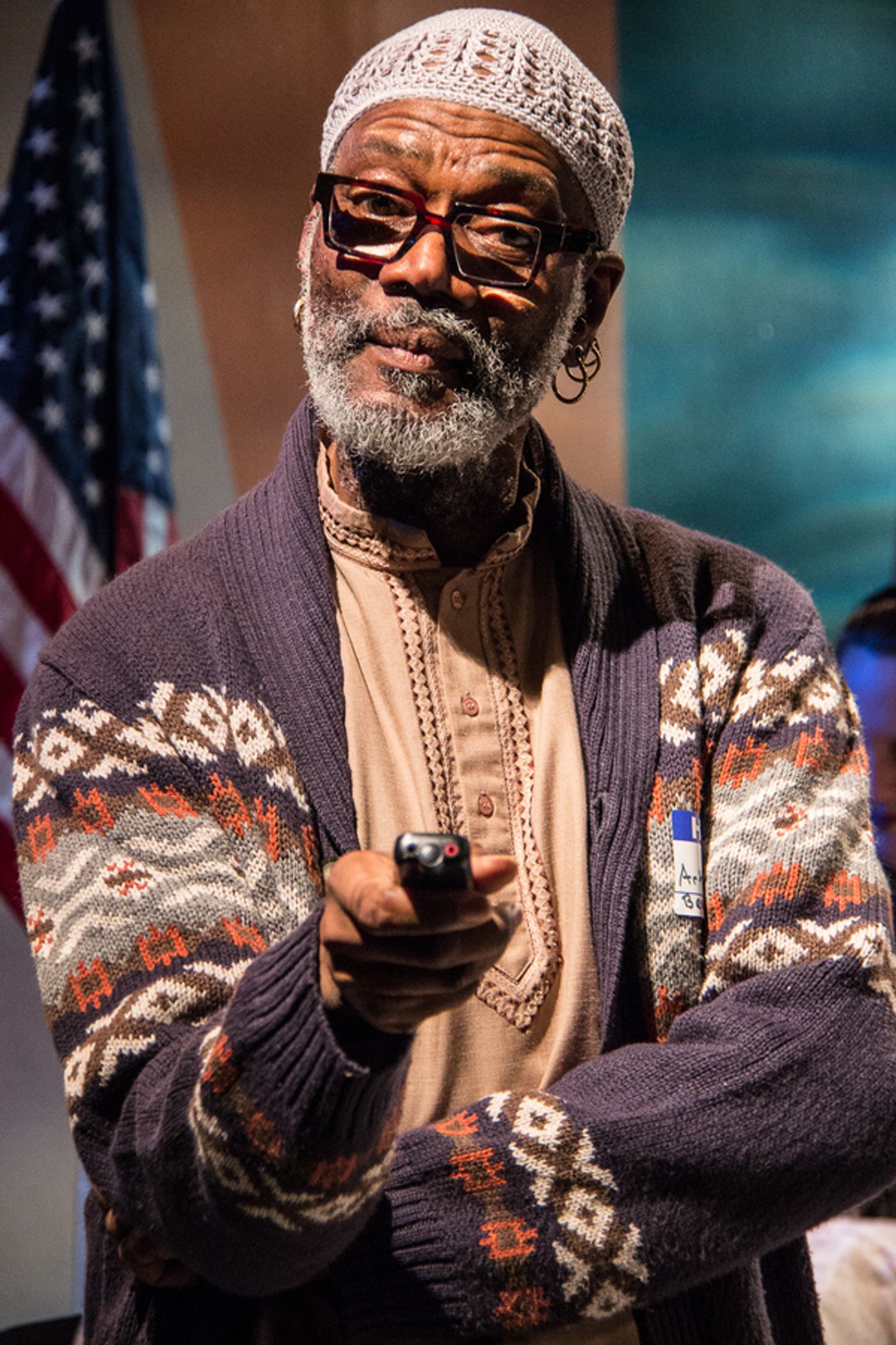 Photo Flash: First Look at dog & pony dc's BEERTOWN at Know Theatre  Image