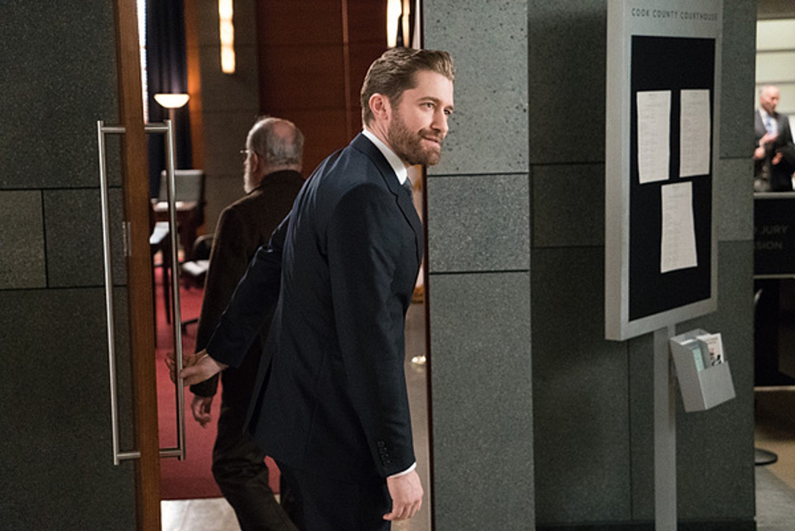 Photo Flash: Matthew Morrison Begins Multi-Episode Story Arc on THE GOOD WIFE — photo 3 of 4
