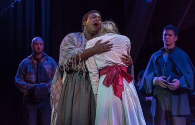 Vonetta Mixson (Nettie Fowler) sings 'You'll Never Walk Alone' to Heather Lundstedt O Photo