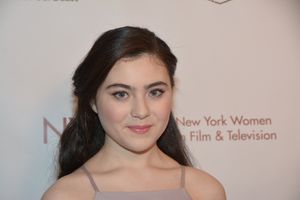 Lilla Crawford Photo