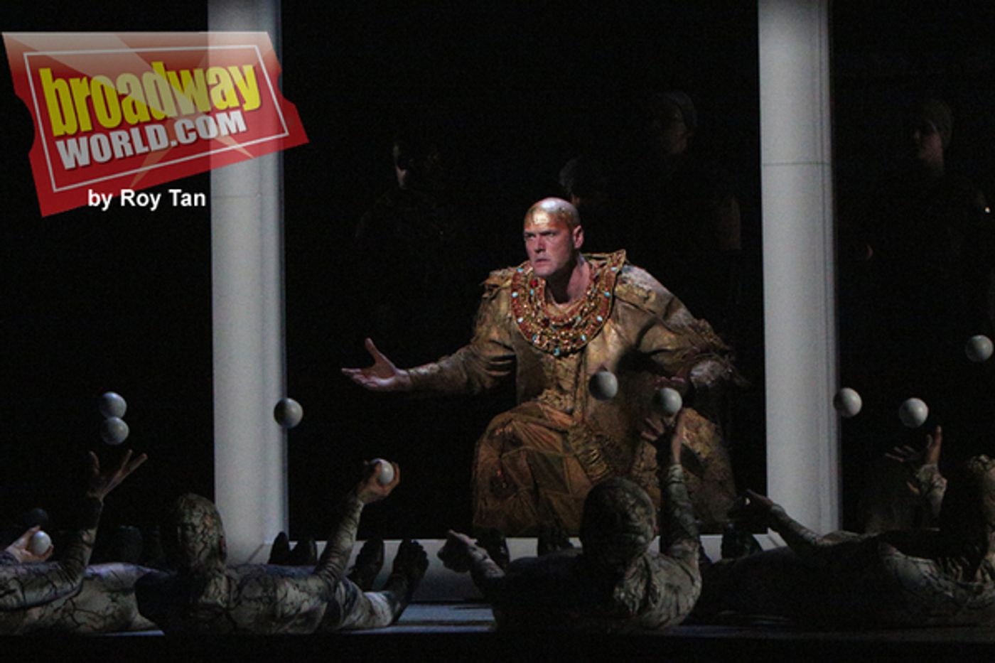 Photo Coverage: AKHNATEN At English National Opera Photo Coverage: AKHNATEN At English National Opera Image