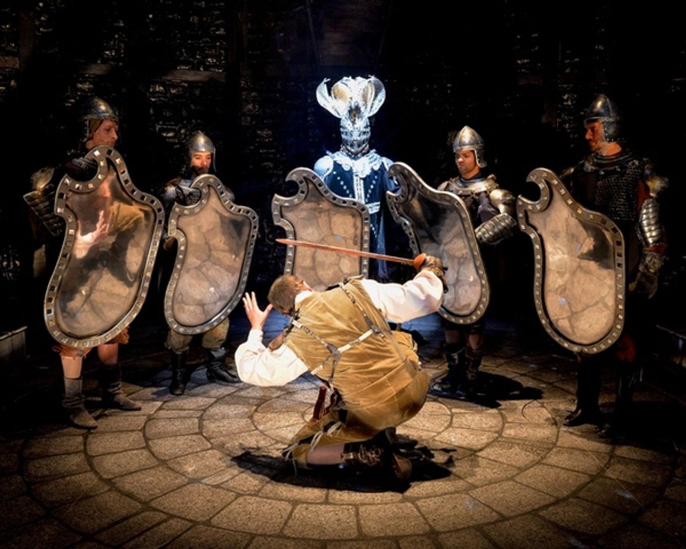 Photo Flash: First Look at MAN OF LA MANCHA at Westchester Broadway Theatre  Image