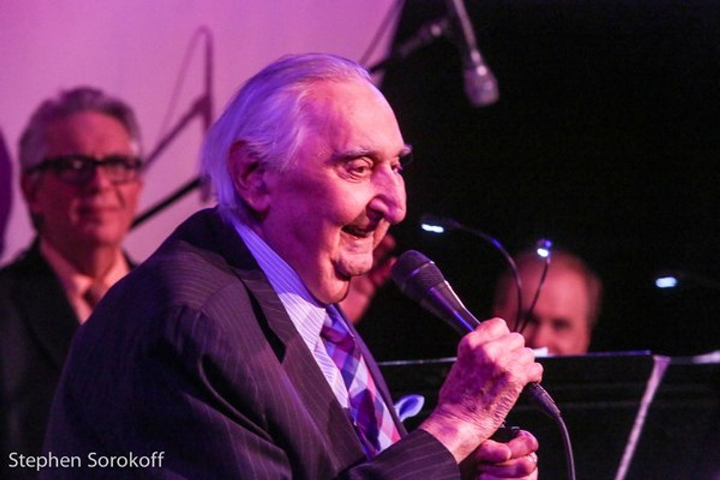 Photo Coverage: Fyvush Finkel Opens at The Metropolitan Room  Image