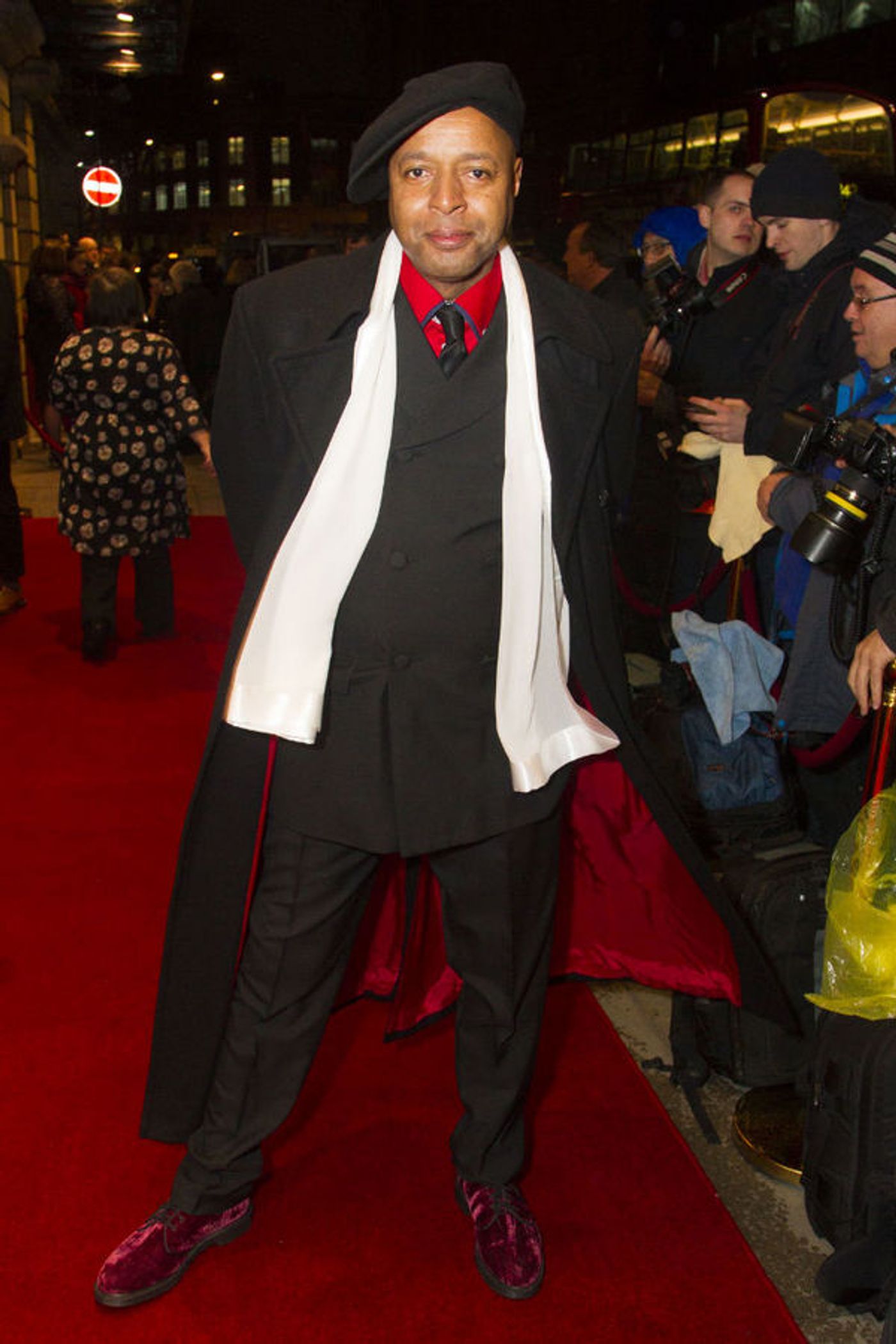 Photo Flash: Opening Night of West End's MOTOWN THE MUSICAL - Berry Gordy, Smokey Robinson, Mary Wilson and More!  Image